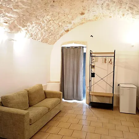 Minuetto 73 Ostuni